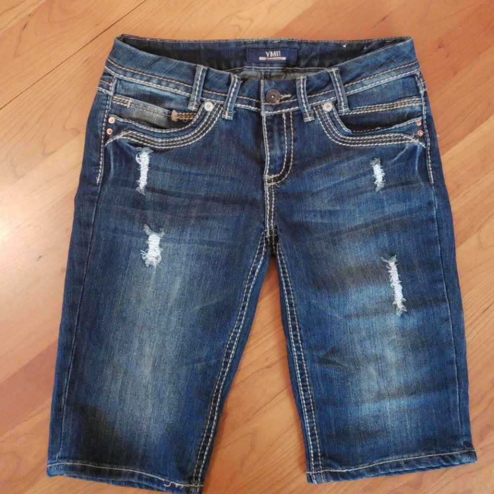 YMI bermuda shorts sz. 7